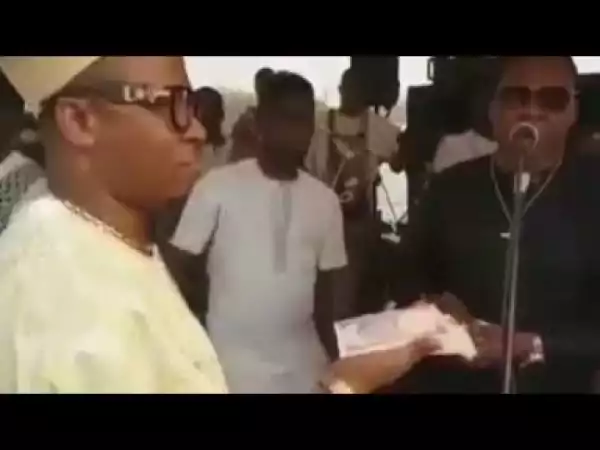 Check Out New Way Of Spraying Money In Nigeria (Video)